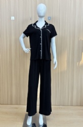 YUMMY BLACK Scalloped trim